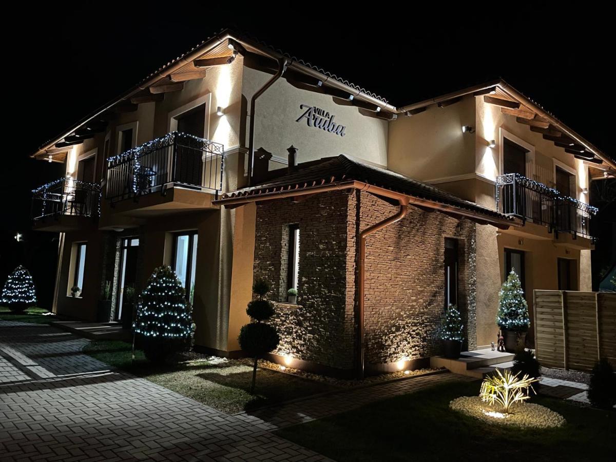 Villa Aruba & Private Spa Suites Keszthely Eksteriør bilde