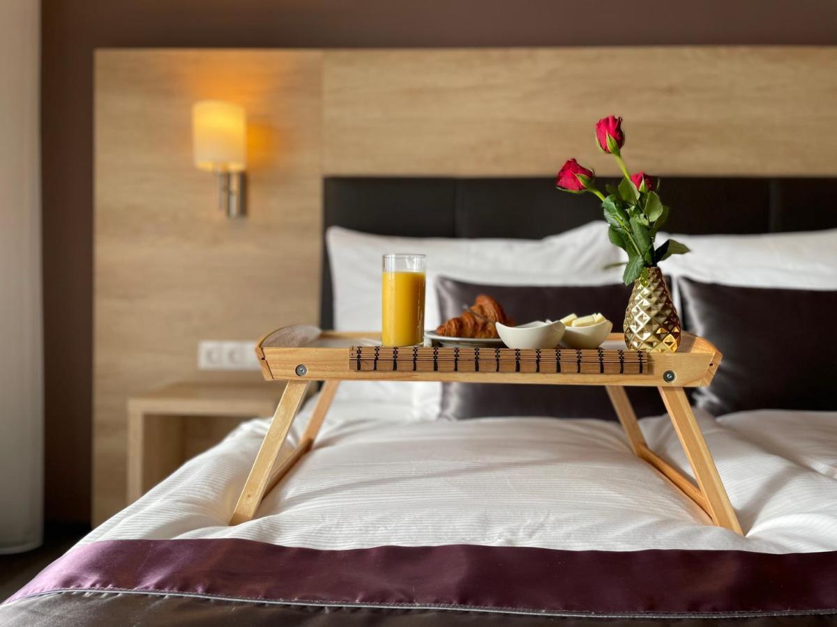 Villa Aruba & Private Spa Suites Keszthely Eksteriør bilde