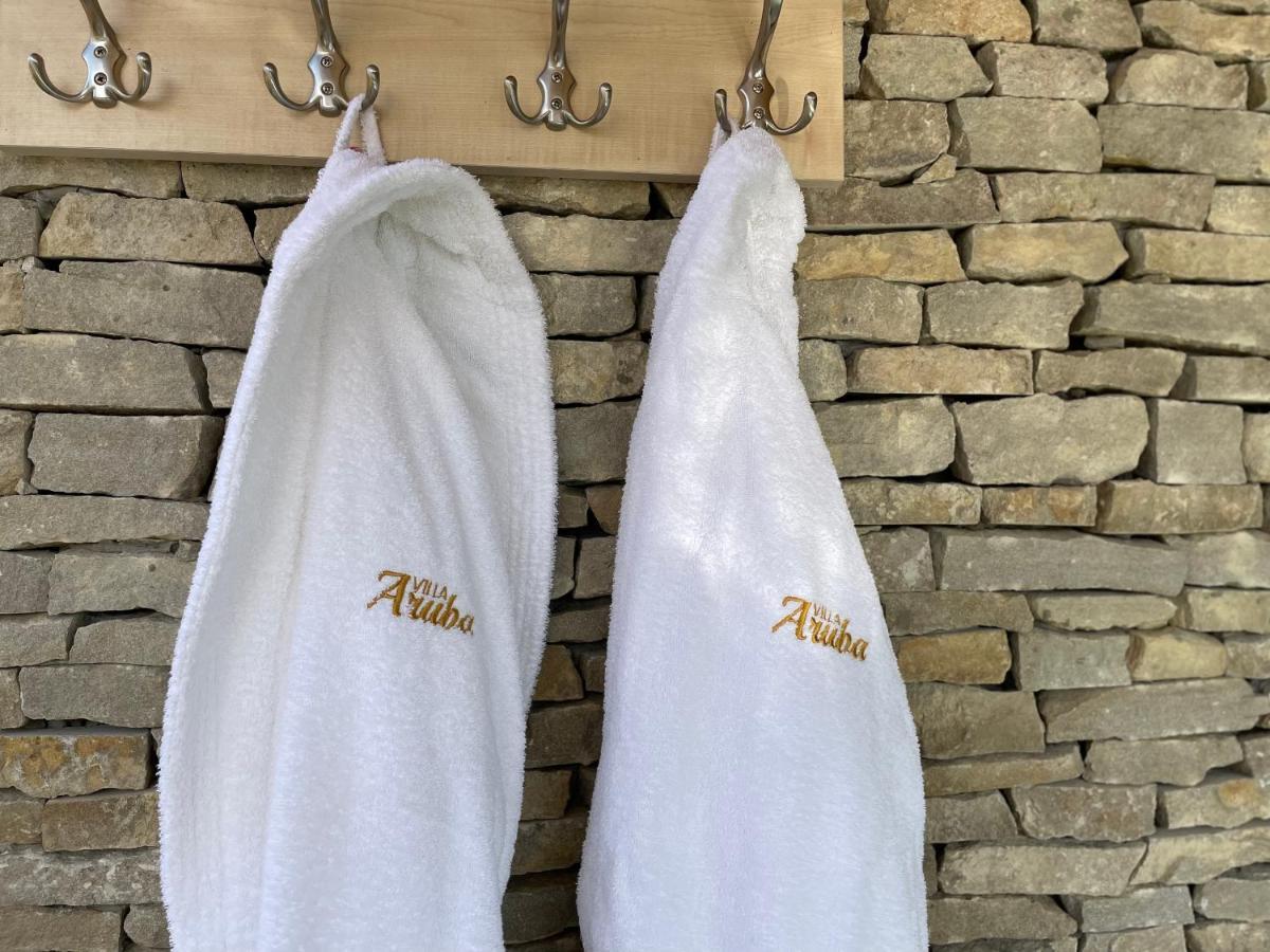 Villa Aruba & Private Spa Suites Keszthely Eksteriør bilde