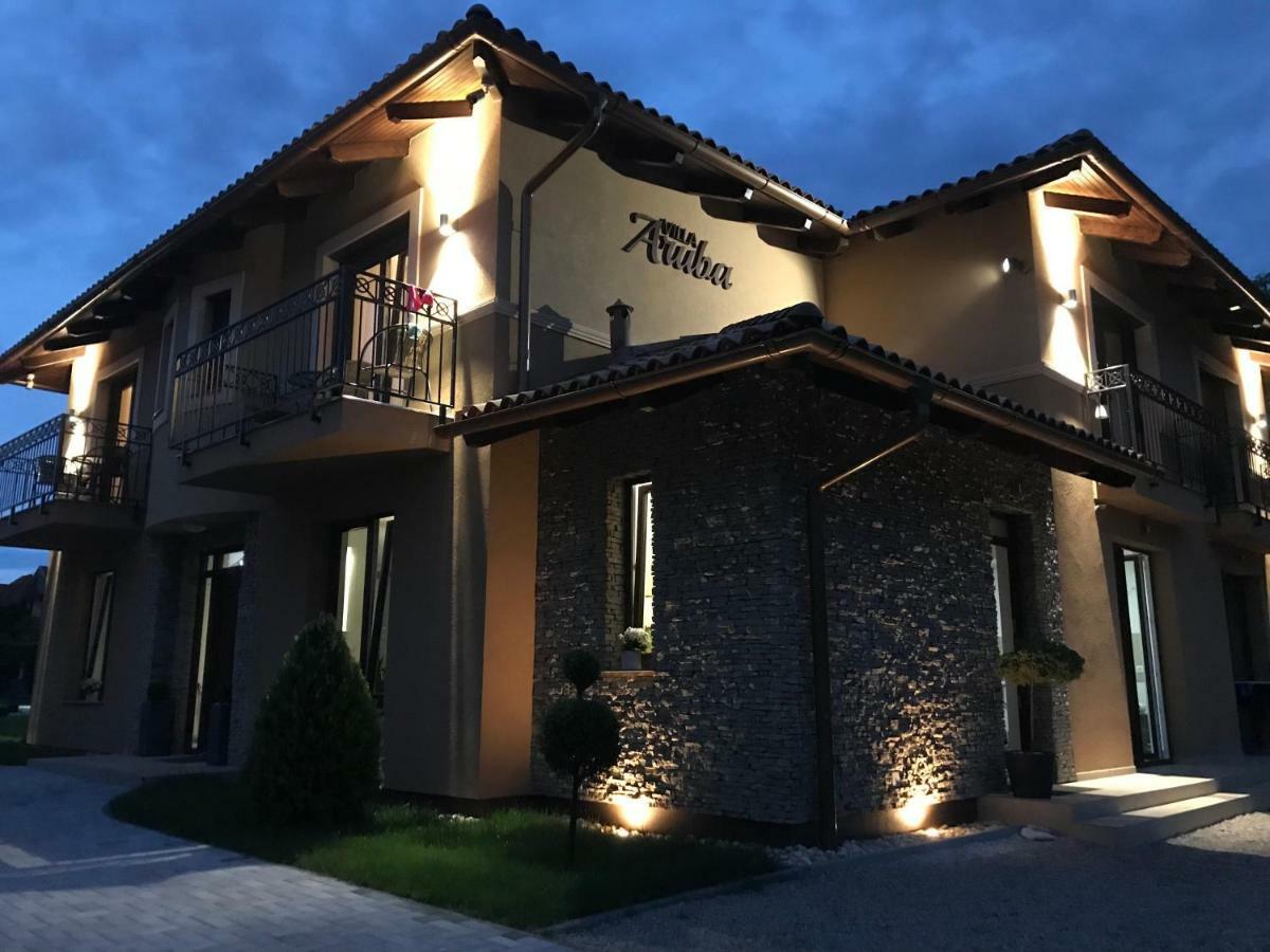 Villa Aruba & Private Spa Suites Keszthely Eksteriør bilde